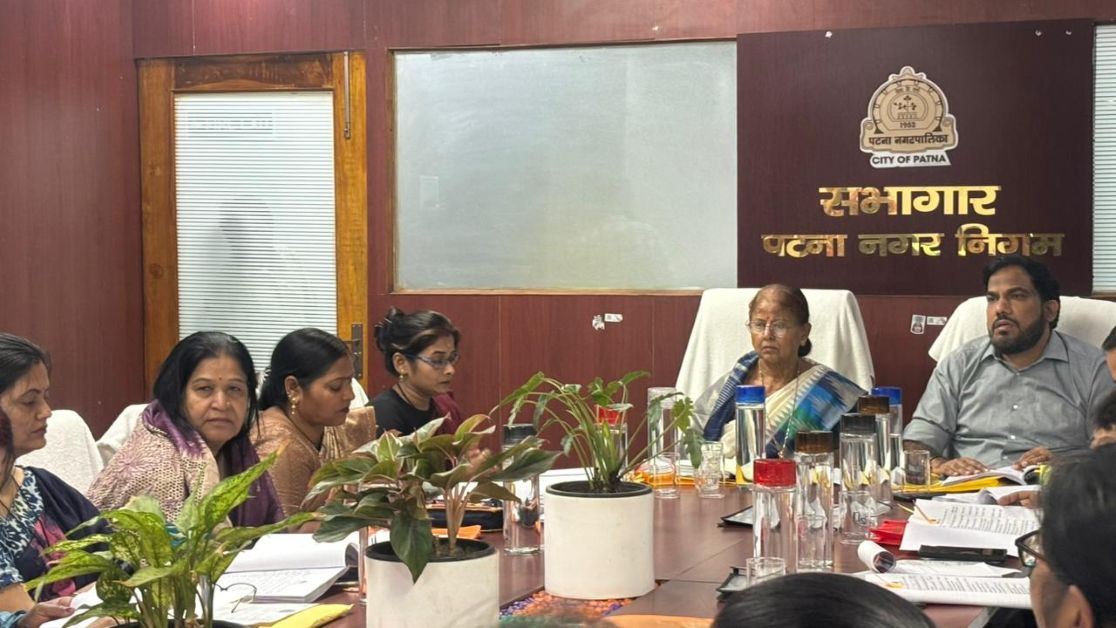 पटना नगर निगम की सशक्त स्थायी समिति की 20वीं बैठक सम्पन्न, 79 प्रस्तावों पर हुई विस्तृत चर्चा